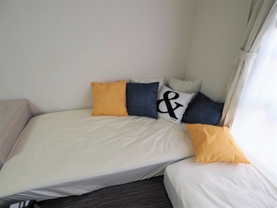 5gZs1U0ZtfQcilpY279p.jpg?w=940&h=940