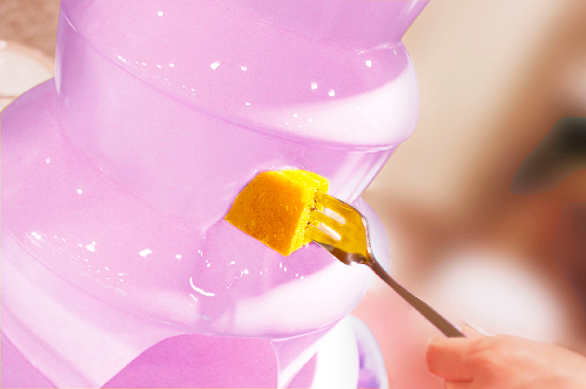 期間限定!紫色のチョコレートファウンテン