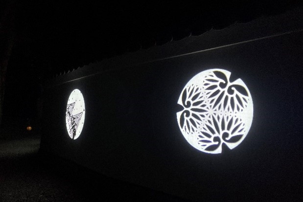 築地塀「影絵」ライトアップ(イメージ)