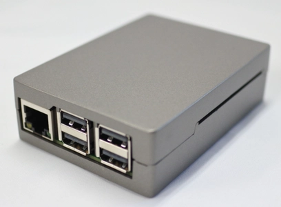 最小サイズのVoIP-GW／オンプレPBXにもなる「vBOX Mini」を発売