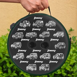 ●初回生産数1000個●『歴代のジムニーが並ぶ』折りたたみスツール、一般販売開始！