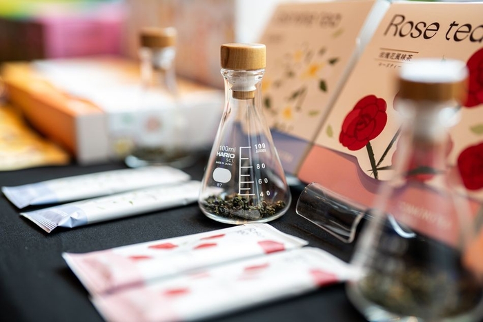 新鳳鳴-ローズティー