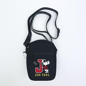 スヌーピーのバッグ