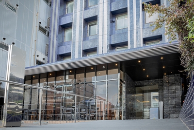 5sIYUdaLEpsb42QvE5Is.jpg?w=940&h=940