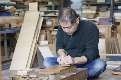 箱根寄木細工職人　露木 清高氏