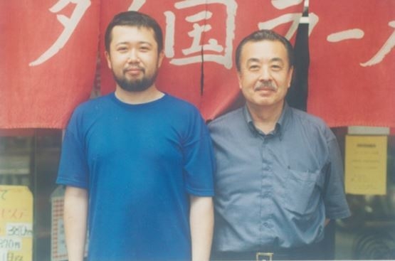 ティーヌン西早稲田本店 初代店長、代表取締役社長:木下 修一 創業者:涌井 征男