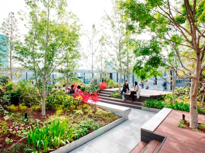 GINZA SIX ガ−デン 屋上庭園