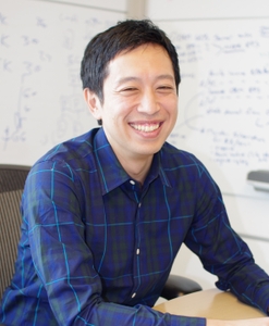 60nQiMQyzEAJ9xgFa7pK.jpg?w=940&h=940