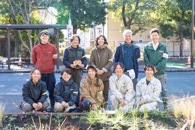 623Zj8MkUfNiddDrGR9c.jpg?w=940&h=940