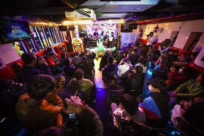 64qB9JzLamW3scKzhgdJ.jpeg?w=940&h=940