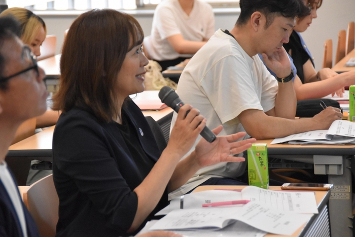 質疑応答の風景