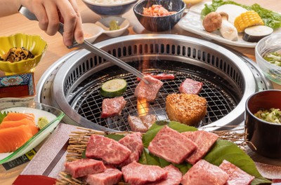 A5飛騨牛を焼肉形式で。(岐阜県　旅館岐山)