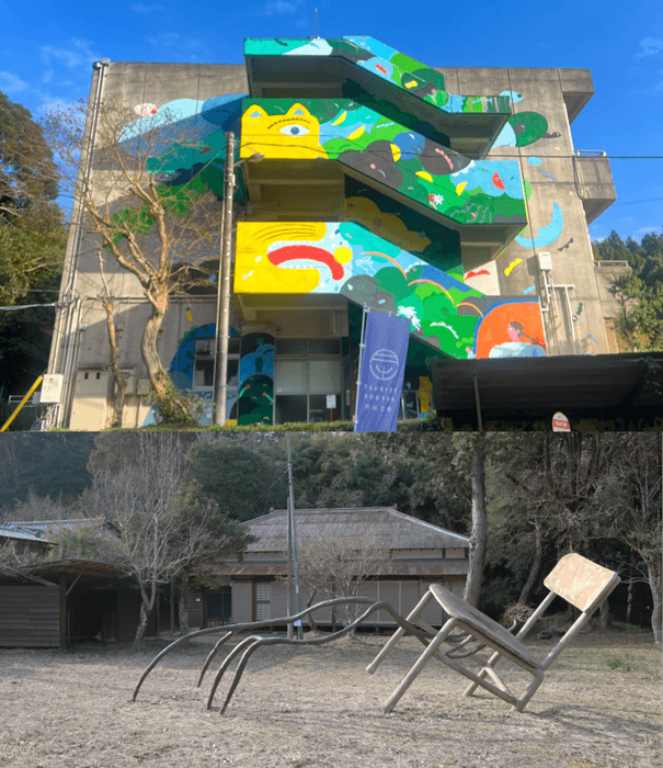 (上)「月が生まれたとき」/岡田 杏里 (下)「彼方の家」/田中 奈緒子