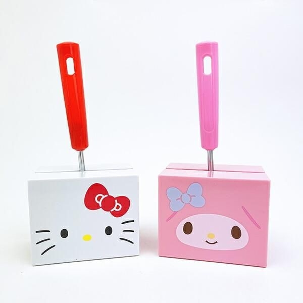 サンリオの、インテリアにもなるフェイスデザインのキャラコロクリーナー。気づいたときにサッとお掃除できて使うのが楽しい！