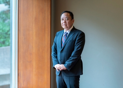 6EpUN4akZ8MlLrGtOWYf.jpg?w=940&h=940