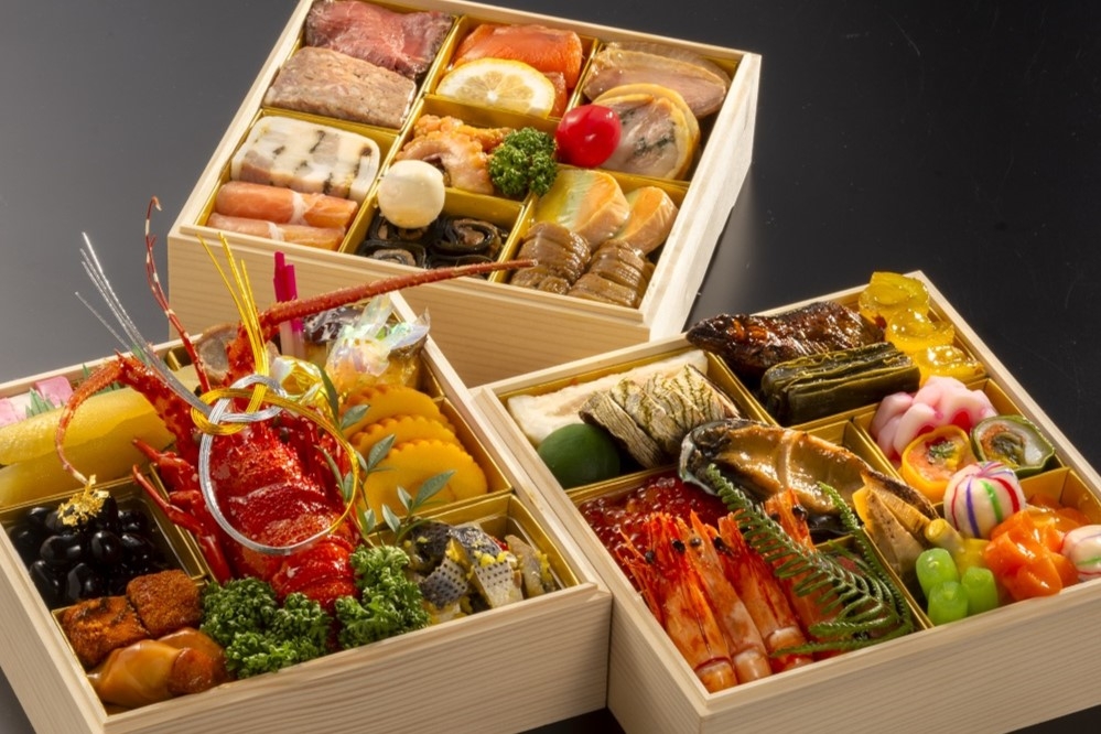 【ホテル金沢】美食の都、金沢のごちそうがずらり。2024年の金沢おせち「プレミアム和洋三段重」「特製洋風二段重」の予約受付を2023年9月1日(金)スタート!