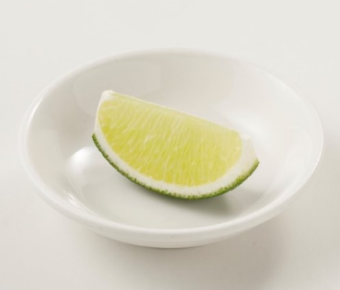 別添えで提供するライム