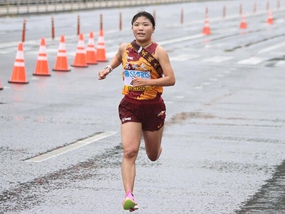 6H6DMjS3Kv5NXf6KFbnY.jpg?w=940&h=940