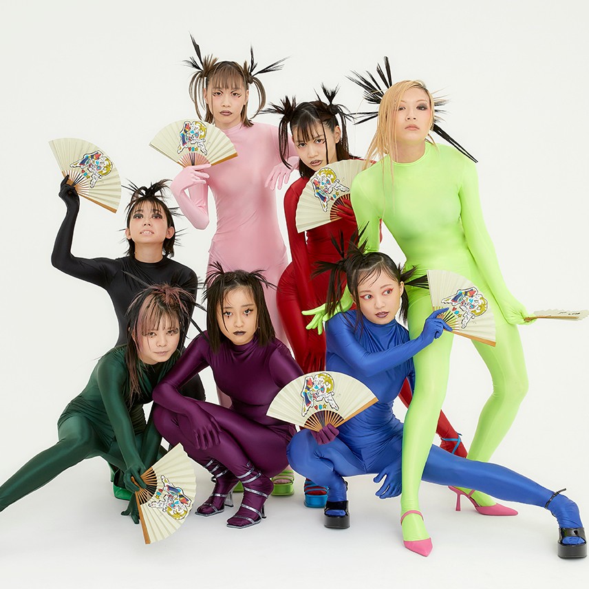 扇子の新しいあり方を提案するブランド「バナナとイエロう」が WACK