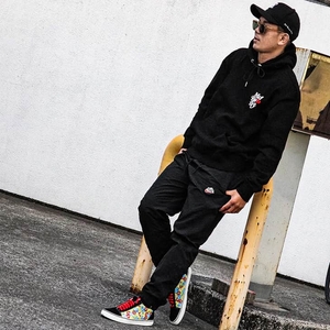 6NOf9CD5JgDkzGfWsoth.jpg?w=940&h=940