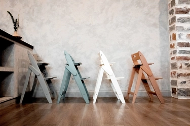 ドイツ生まれの“moji”が提案する多機能ハイチェア 「YIPPY(イッピー)」がさらに進化、 新コレクションESSENCE(エッセンス)デビュー