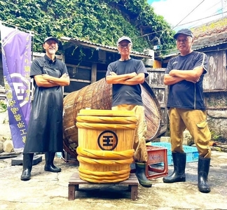 6Qdzq2UYtcEItaqzvidG.jpg?w=940&h=940