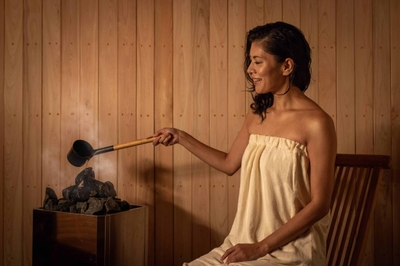 6RkcA4XMZBcy8eCcNiV8.jpg?w=940&h=940