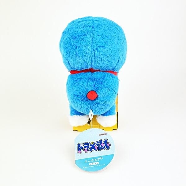 ドラえもんのぬいぐるみ