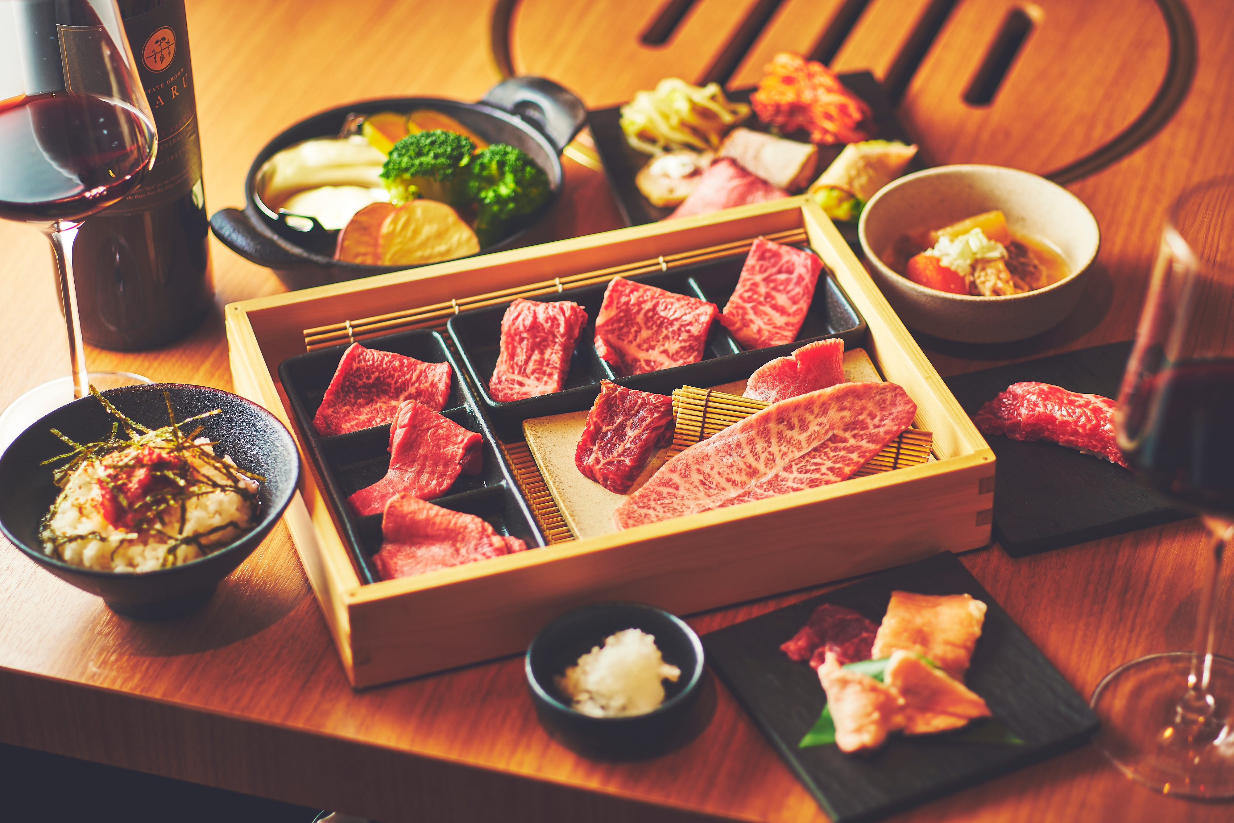 黒毛和牛の雌牛にこだわる焼肉Moreish中目黒店(モーリッシュ)がお届けする忘年会&新年会シーズン限定の宴会コース!