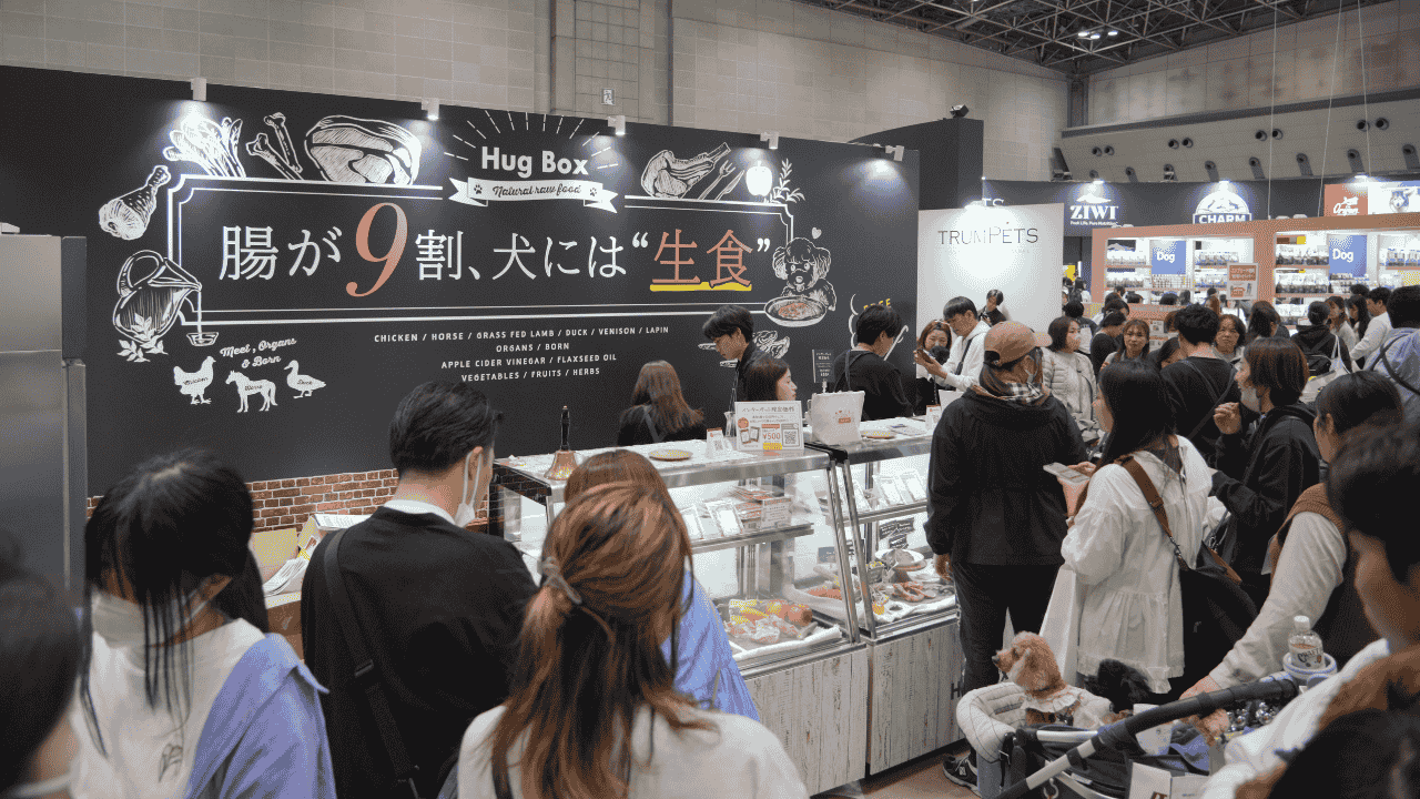 常に人だかりができていた当ブース