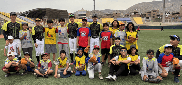 近畿大学産業理工学部硬式野球部員らがペルーで少年野球を指導 第11回JICAボランティア派遣事業に参加