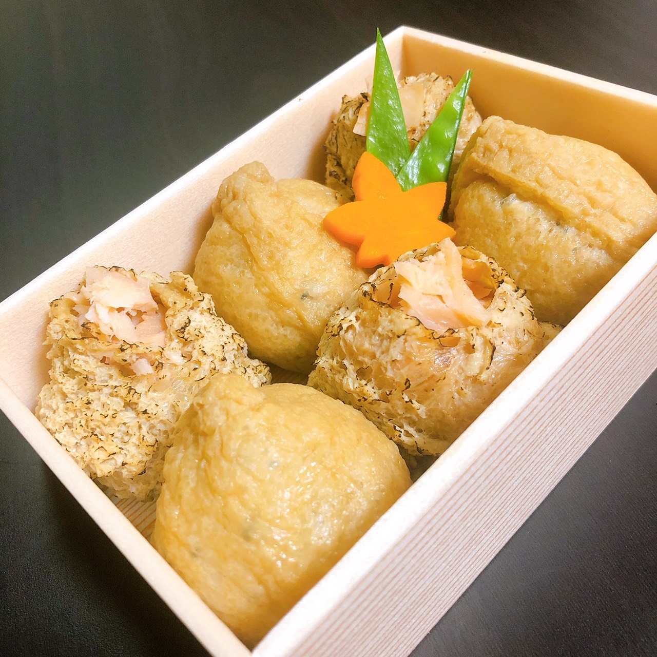 福寿家のまるごと栗と秋鮭伊奈利 1セット6個入り 1,080円