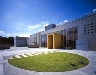 清里フォトアートミュージアムは、2022年3月20日・21日に 写真家で副館長の瀬戸 正人による2つのイベントを開催！