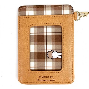 6f4DFioDyJuwLlbKN8zS.jpg?w=940&h=940