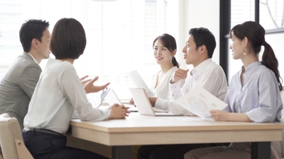 6fKwCrUcTr8vYHaP5LiE.jpg?w=940&h=940