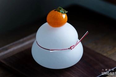 販売開始のお知らせ【ガラスのかがみもち】