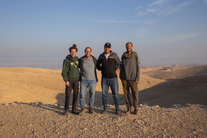 パレスチナ支援のために共に活動するイスラエル人とパレスチナ人たち