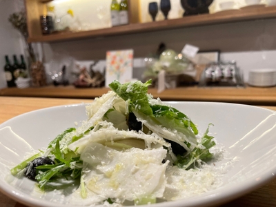 甘いカブのサラダ