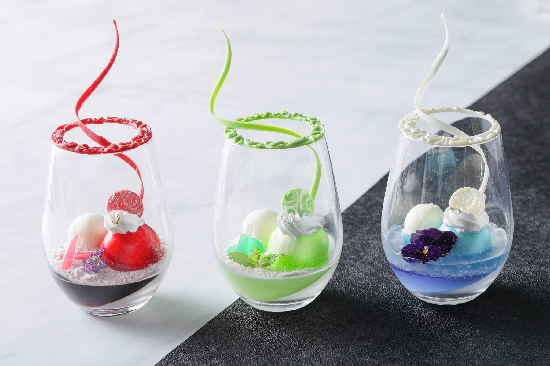 【Dessert】ジュエリー×テラリウム~宝石たちの饗宴~ 7月:ルビーショコラ 8月:メロンライム 9月:ブルーハーブ