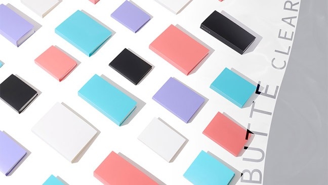 高透明ポケットで美しさ際立つ！選べるサイズとカラーがうれしいフォトアルバム「ビュートクリア」8種各5色を新発売！