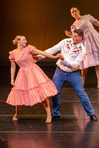 6zLqGp5N0IFCytEn3dF0.jpg?w=940&h=940