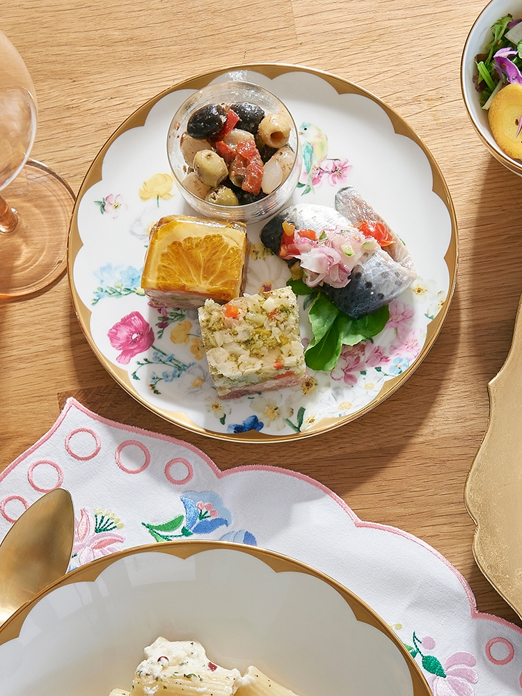 <バードフラワープレート23㎝> ¥5,500(税込)