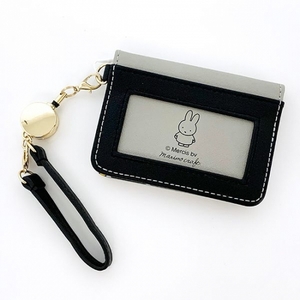 706P9PXekCpB5BK0Ecag.jpg?w=940&h=940