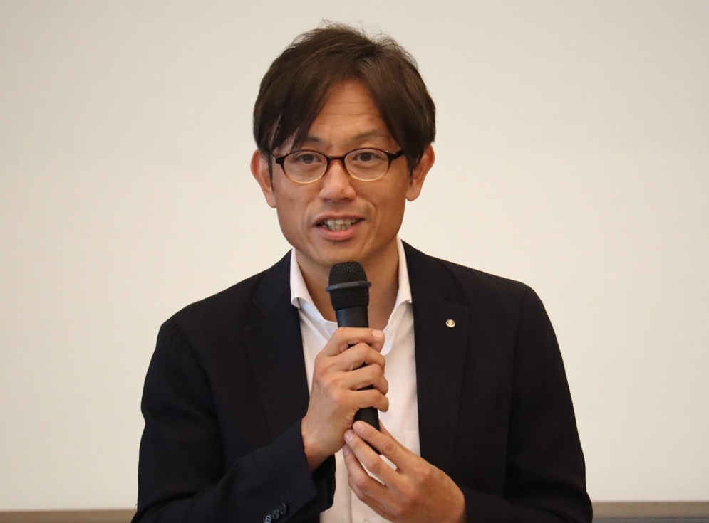 「我々もエデュテインメントを目指す」と話す加計理事長