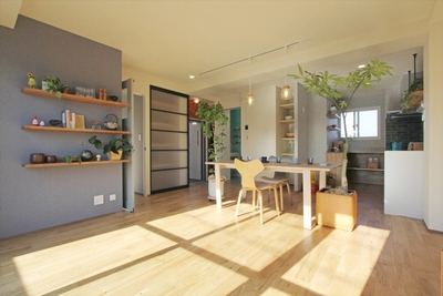 74KvpRI1I7v8kn5HUYcB.jpg?w=940&h=940