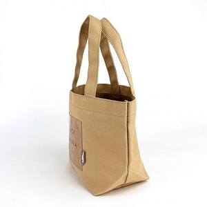 761dNnUrvJPIrLI0NJR8.jpg?w=940&h=940