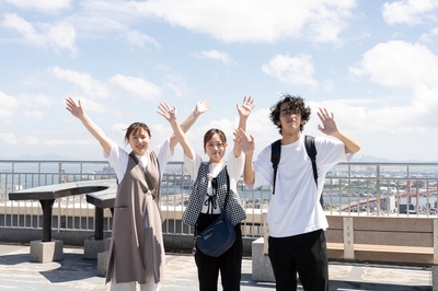 企画は大学生と行う