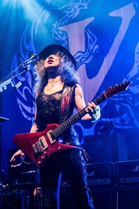 79PKLBhMfyTn1UcpFQ5N.jpg?w=940&h=940