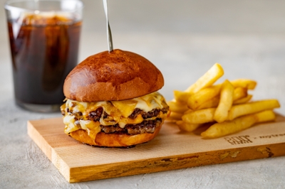 79kaqJm1b64IW0VChyGV.jpg?w=940&h=940