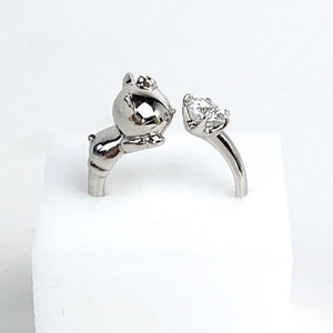 7BEY4qgZp9rZGzESQt3s.jpg?w=940&h=940